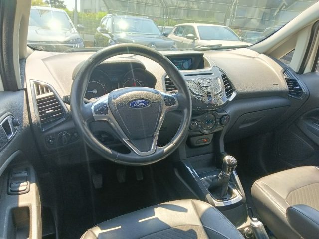 FORD EcoSport usata, con Autoradio