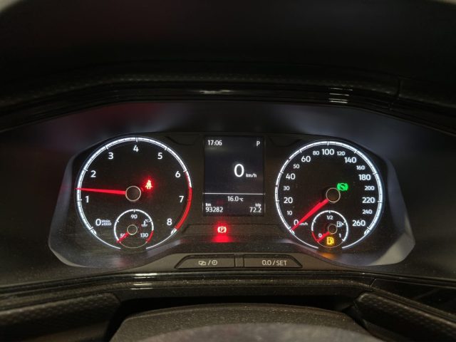 VOLKSWAGEN T-Cross usata 10