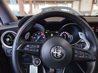 ALFA ROMEO Stelvio usata, con Autoradio digitale