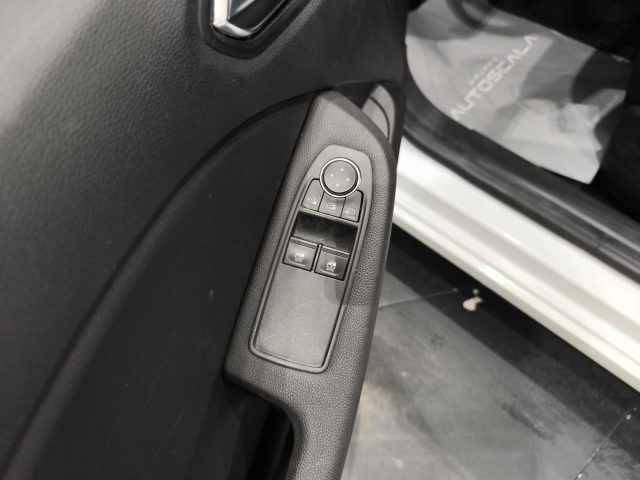 RENAULT Clio usata, con ESP