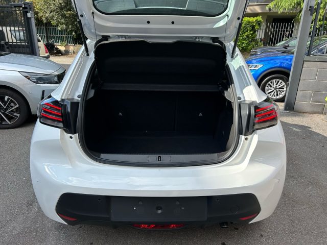PEUGEOT 208 usata, con Park Distance Control