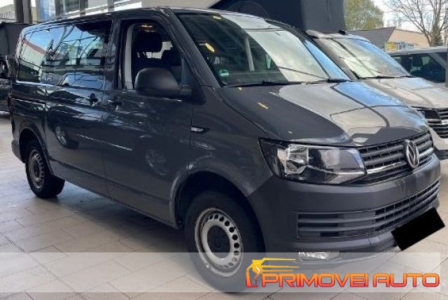 VOLKSWAGEN Caravelle usata, con ESP