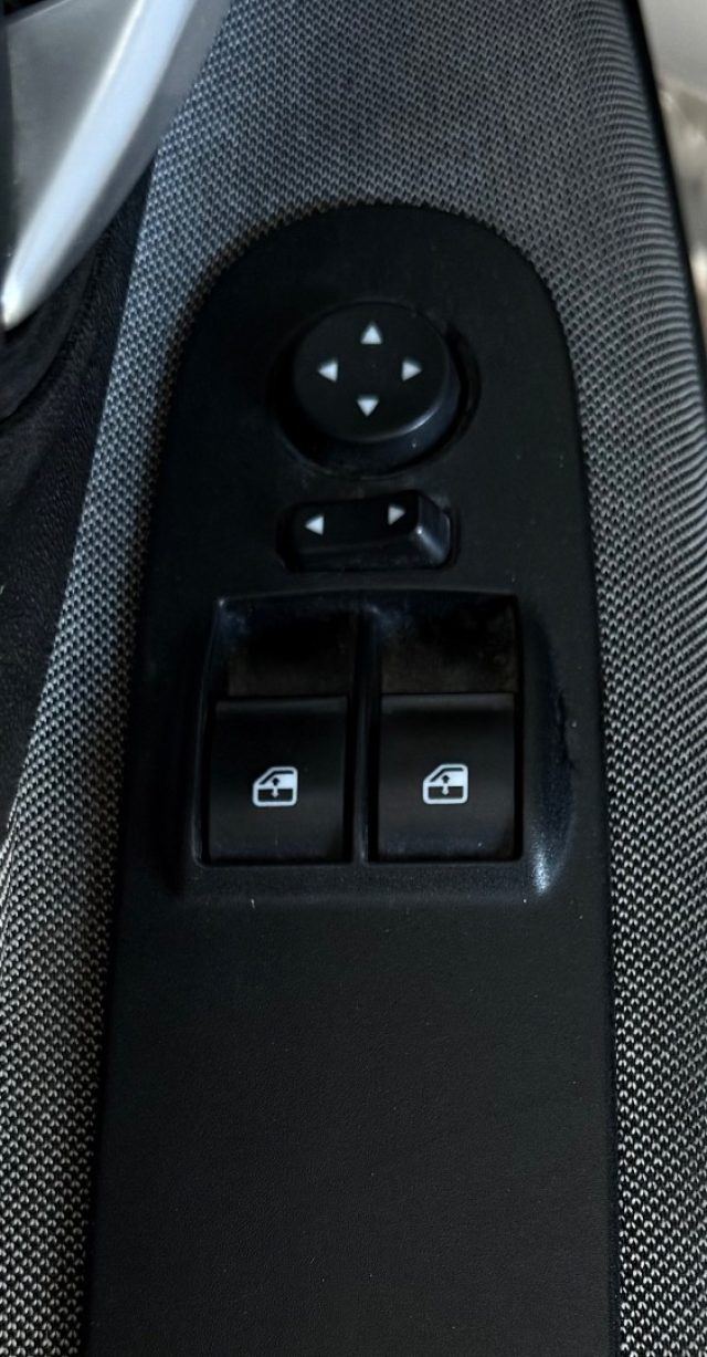 RENAULT Megane usata 12