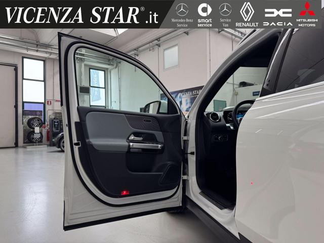 MERCEDES-BENZ GLB 180 usata, con USB