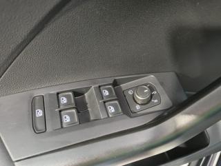 VOLKSWAGEN T-Cross usata, con ESP