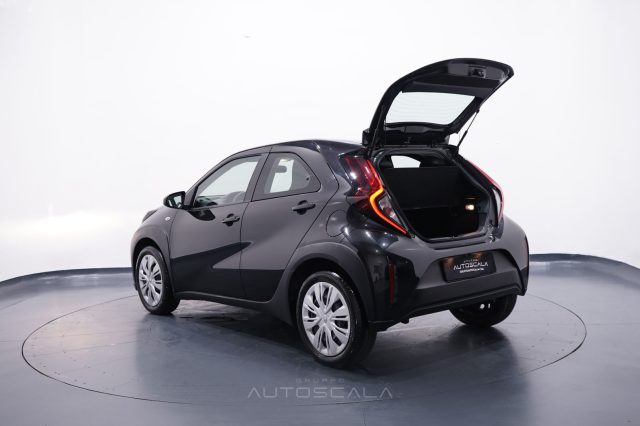 TOYOTA Aygo X usata 26