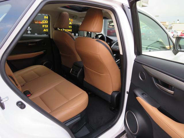 LEXUS NX 300 usata, con Lettore CD