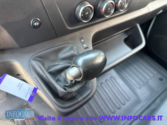 RENAULT Master usata, con Luci diurne LED