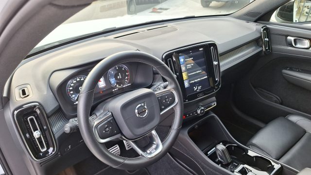 VOLVO XC40 usata, con Alzacristalli elettrici