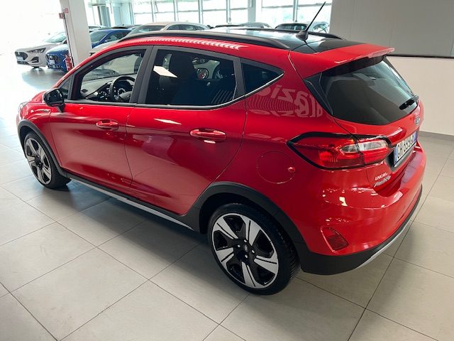 FORD Fiesta usata, con Autoradio