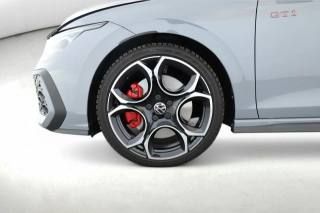 VOLKSWAGEN Golf GTI usata, con Autoradio