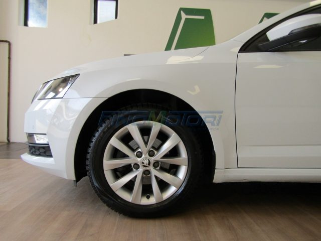 SKODA Octavia usata, con Airbag laterali