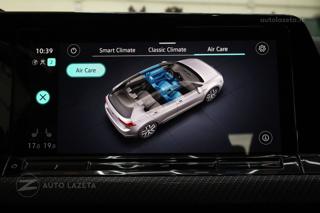 VOLKSWAGEN Golf usata, con Airbag testa