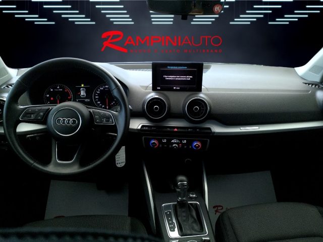 AUDI Q2 usata 12