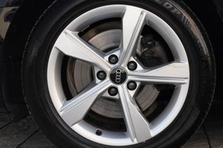 AUDI A4 usata, con Specchietto retrovisore con funzione antiabbagliamento