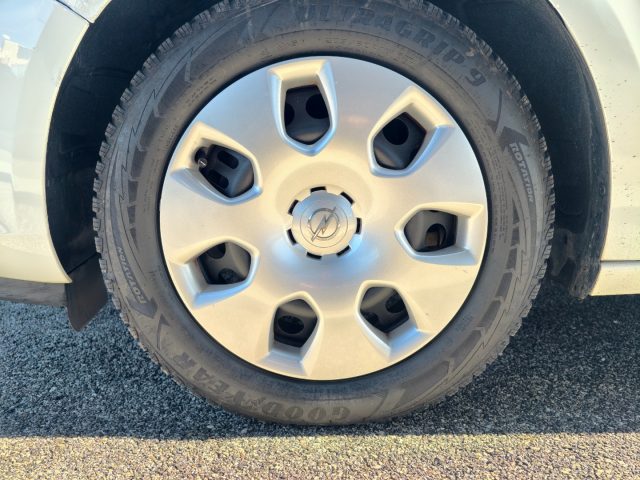 OPEL Astra usata, con Boardcomputer