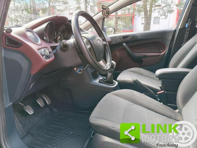 FORD Fiesta usata, con Autoradio digitale