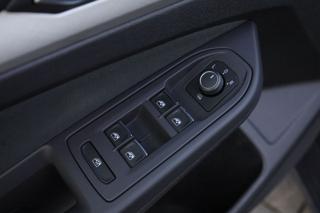 VOLKSWAGEN Golf usata, con Leve al volante