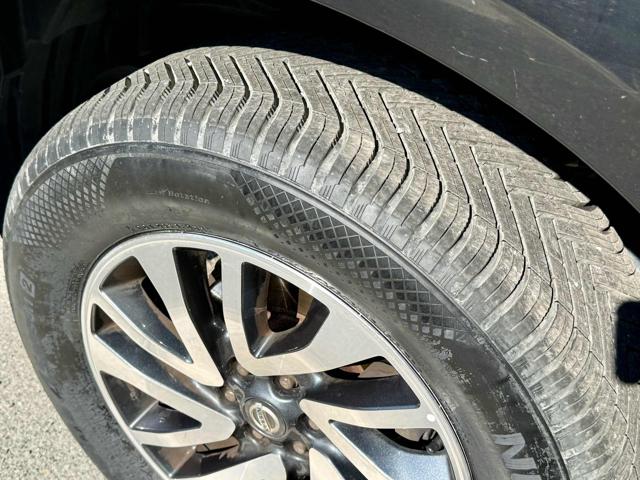 NISSAN Navara usata, con Tettuccio apribile