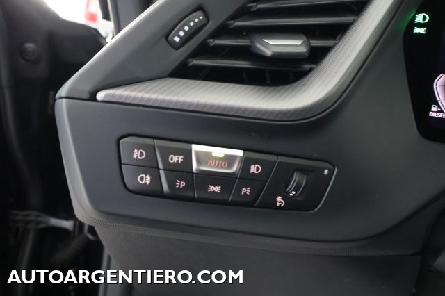 BMW 218 usata, con Interni in pelle