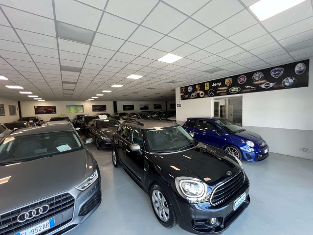 MINI Cooper D usata, con Fari Xenon