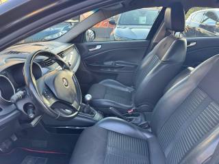 ALFA ROMEO Giulietta usata, con Autoradio