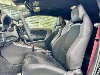 TOYOTA Yaris usata, con ESP