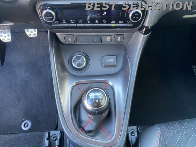 TOYOTA Yaris usata, con Controllo automatico clima