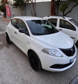 LANCIA Ypsilon 1.0 FireFly 5 porte S&S Hybrid Ecochic Silver