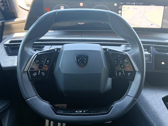 PEUGEOT 5008 usata, con Autoradio