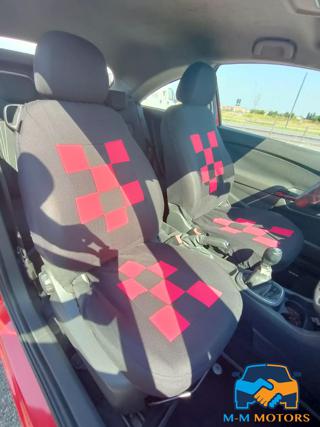 OPEL Corsa usata, con USB