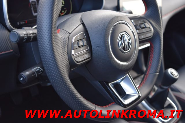 MG ZS usata, con Fendinebbia