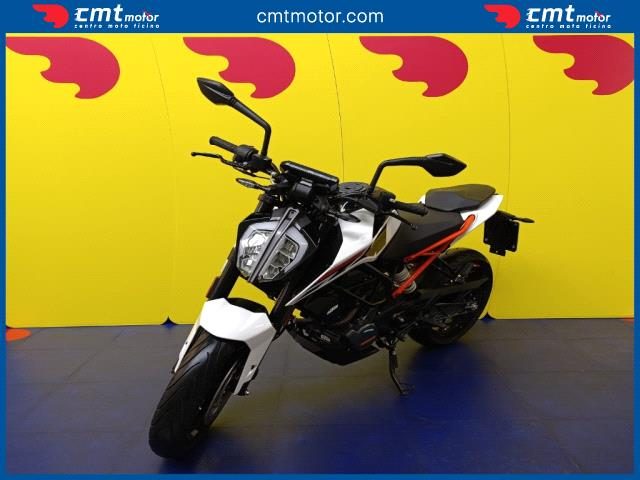 KTM 125 Duke usata 1