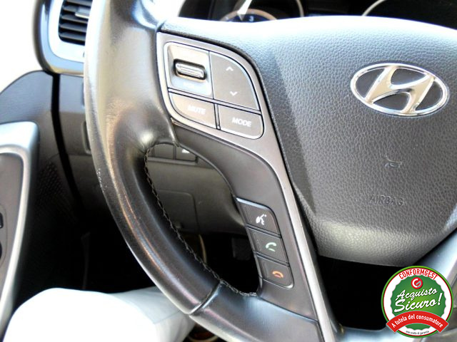 HYUNDAI Santa Fe usata, con USB