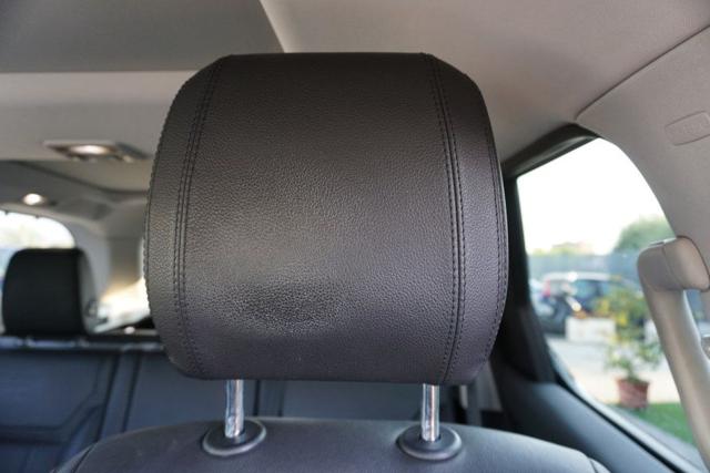 LAND ROVER Discovery usata 60