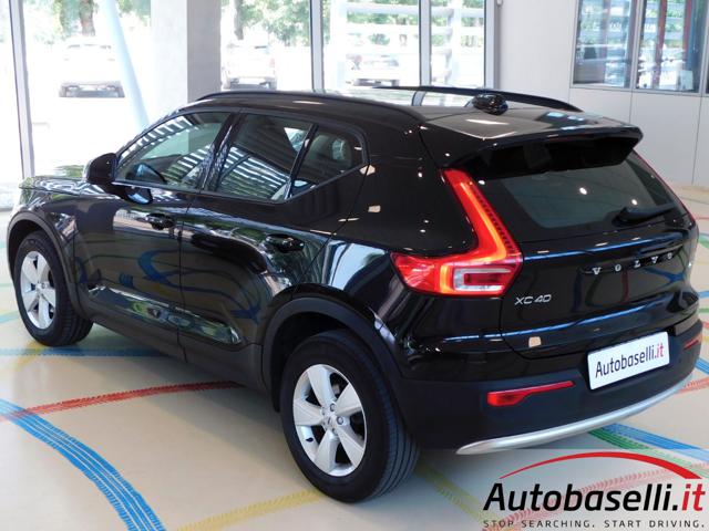VOLVO XC40 usata, con Specchietti laterali elettrici