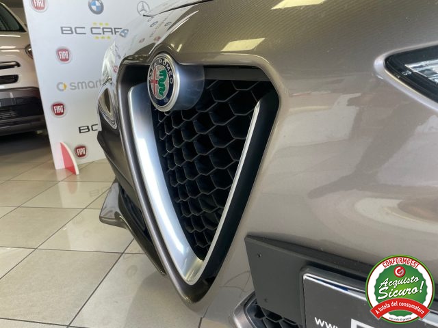 ALFA ROMEO Stelvio usata, con Bluetooth