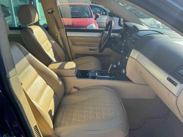 VOLKSWAGEN Touareg usata, con Servosterzo