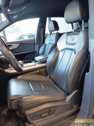 AUDI Q8 usata, con Park Distance Control