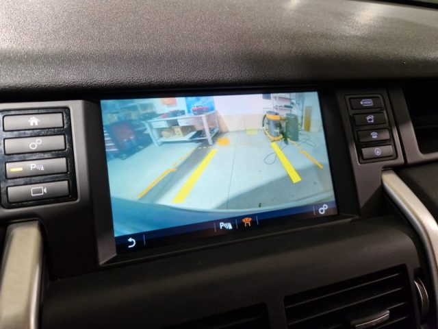 LAND ROVER Discovery Sport usata, con Frenata d