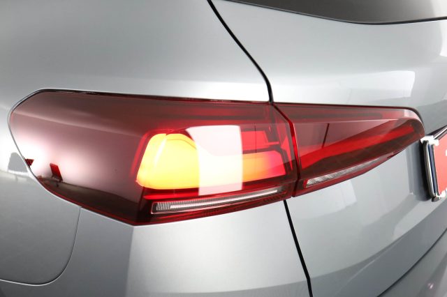 BMW 218 usata 9