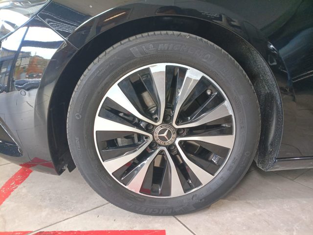 MERCEDES-BENZ B 180 usata, con Volante in pelle