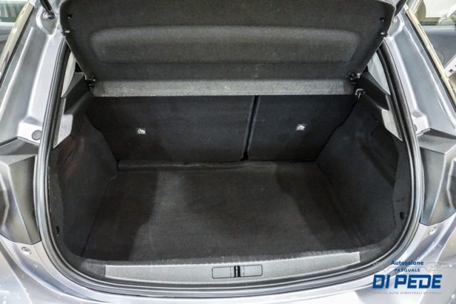 OPEL Corsa usata, con Touch screen