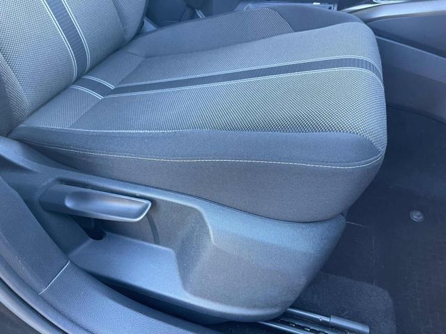 VOLKSWAGEN T-Roc usata, con Volante multifunzione