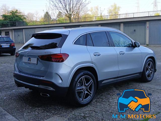 MERCEDES-BENZ GLA 250 usata, con Autoradio