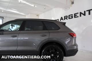 VOLKSWAGEN Touareg usata, con Isofix