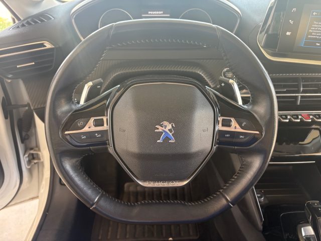 PEUGEOT 208 usata, con Touch screen
