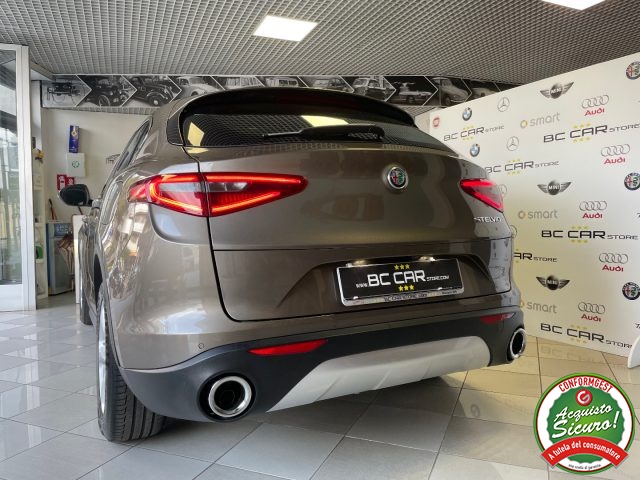 ALFA ROMEO Stelvio usata, con Freno di stazionamento elettrico