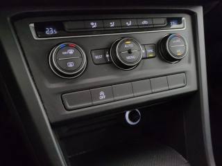 VOLKSWAGEN Touran usata, con Vetri oscurati