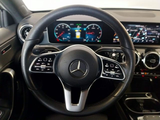 MERCEDES-BENZ A 180 usata, con Chiusura centralizzata